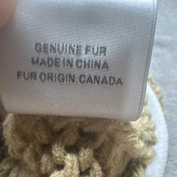 Linda Richards‎ New York Cable Knit Beanie Fur Pom Cap Beige Brown Basket Weave
